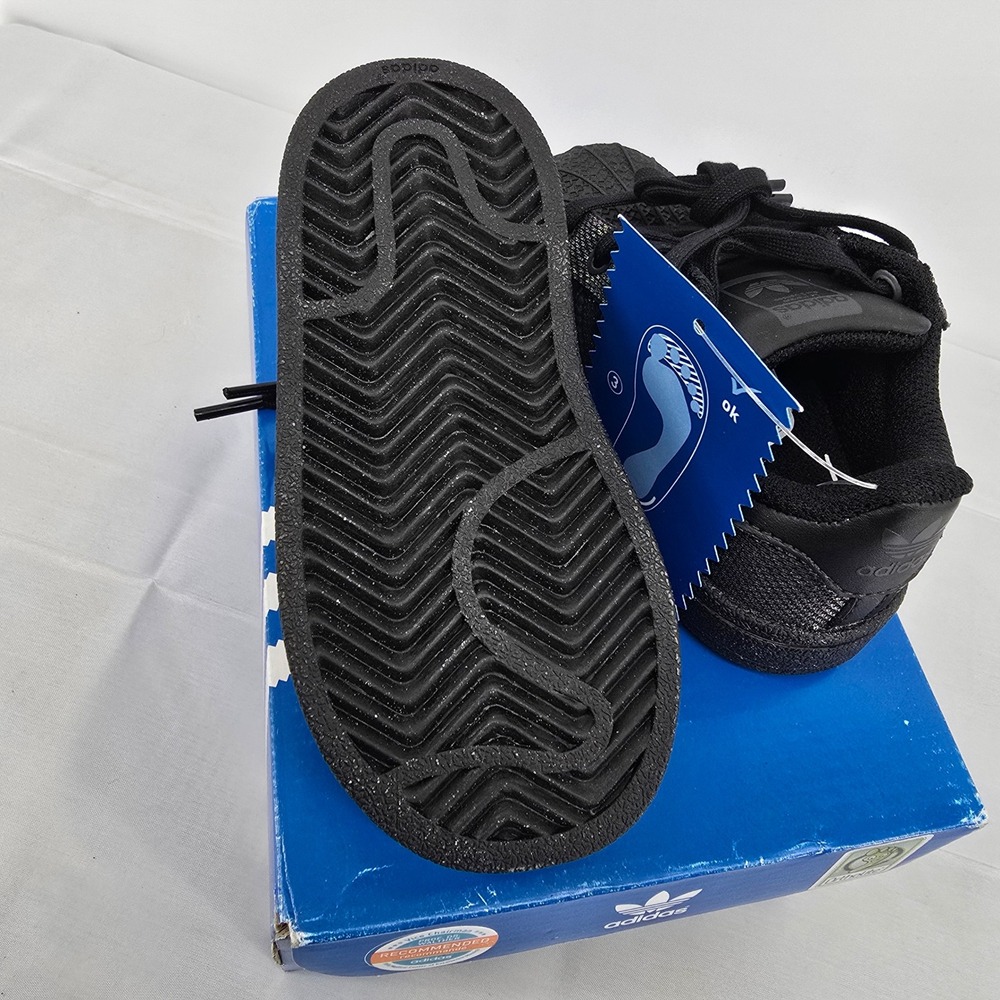 Adidas Superstar Black Iridescent Toddler Sneakers BY2186 Size 6K New - Picture 7 of 7